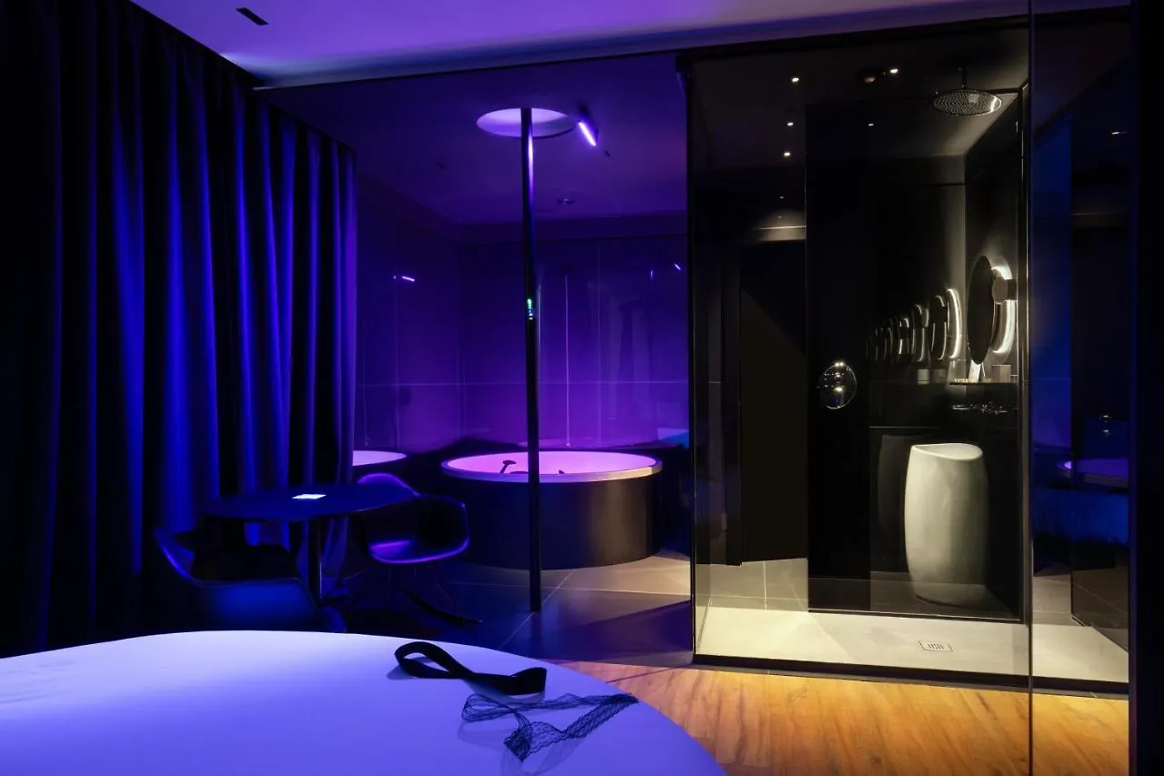 Bed & Breakfast Suitesistina For Brave Lovers Rome