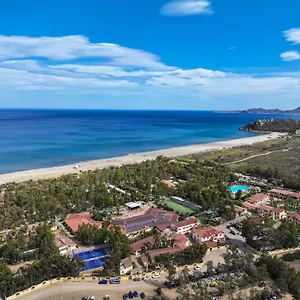 https://camping-village-4-mori.in-sardinia.net
