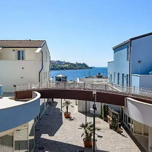 Marina Salivoli Italië