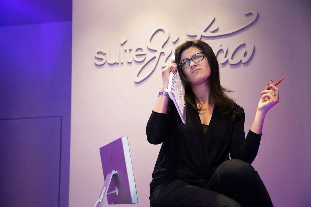 רומא Suitesistina For Brave Lovers לינה וארוחת בוקר