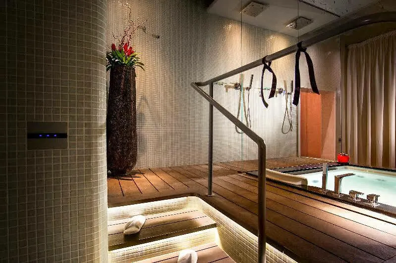 *** Bed & Breakfast Suitesistina For Brave Lovers Rome Italy